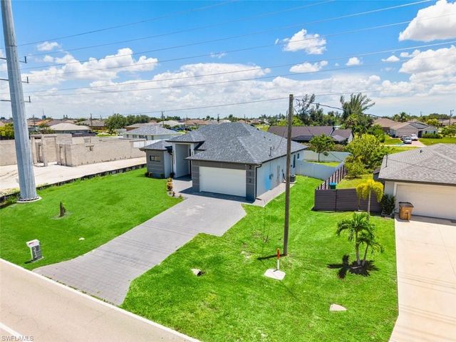212 Kismet PKWY W, Cape Coral, FL 33993