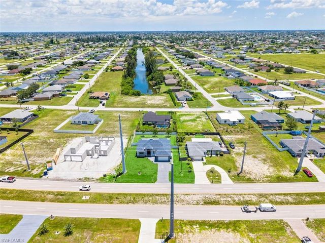 212 Kismet PKWY W, Cape Coral, FL 33993