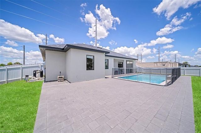 212 Kismet PKWY W, Cape Coral, FL 33993