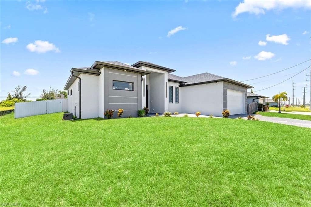 212 Kismet PKWY W, CAPE CORAL, FL 33993 — photo 2