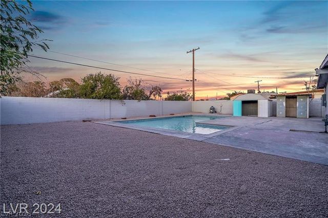 1660 Capistrano Avenue, Las Vegas, NV 89169