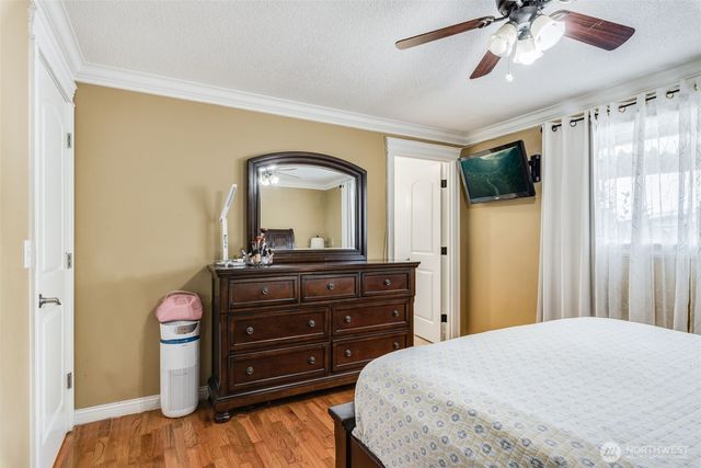 1024 21st Street NW, Puyallup, WA 98371