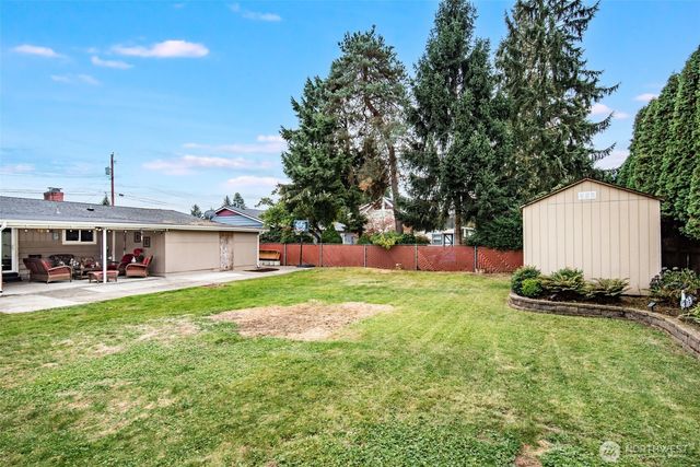 1024 21st Street NW, Puyallup, WA 98371