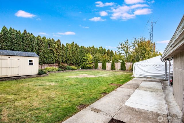 1024 21st Street NW, Puyallup, WA 98371