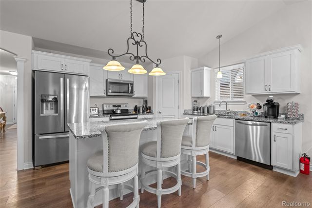 13704 Chester Court, Van Buren Charter Township, MI 48111