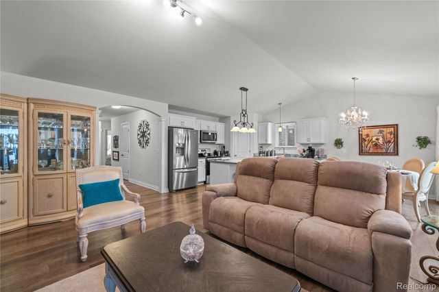 13704 Chester Court, Van Buren Charter Township, MI 48111