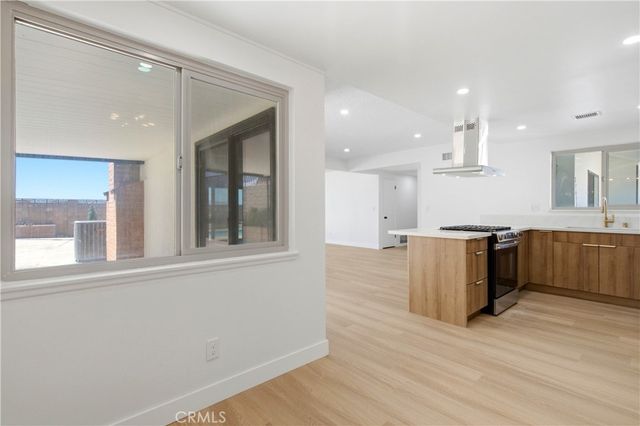27611 Foster, Highland, CA 92346