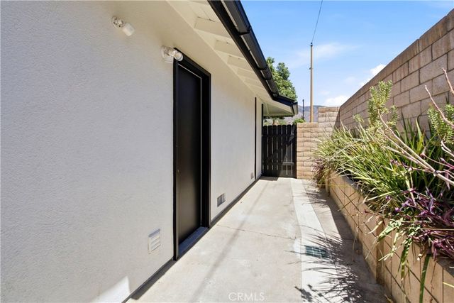27611 Foster, Highland, CA 92346