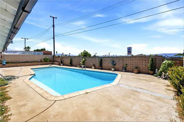 27611 Foster, Highland, CA 92346