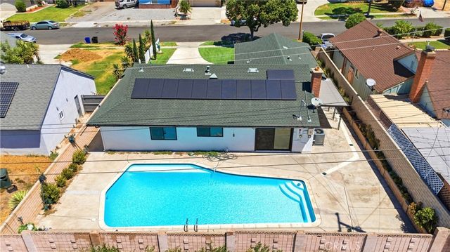 27611 Foster, Highland, CA 92346