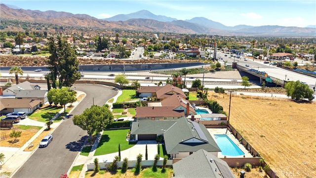 27611 Foster, Highland, CA 92346