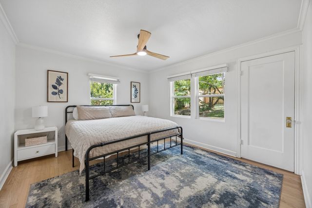 3102 W Jefferson Boulevard, Dallas, TX 75211