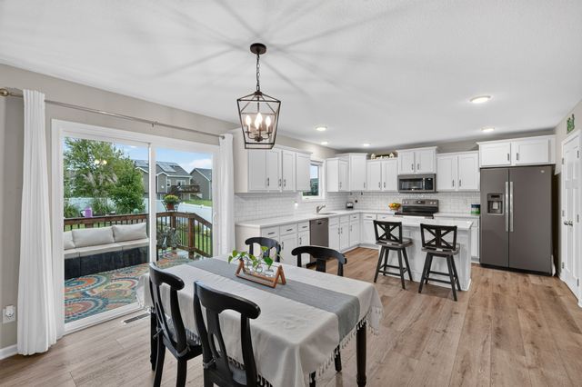 1110 Lynne Drive, Adel, IA 50003