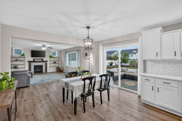 1110 Lynne Drive, Adel, IA 50003