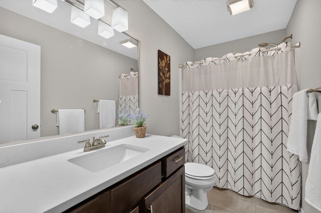 1110 Lynne Drive, Adel, IA 50003