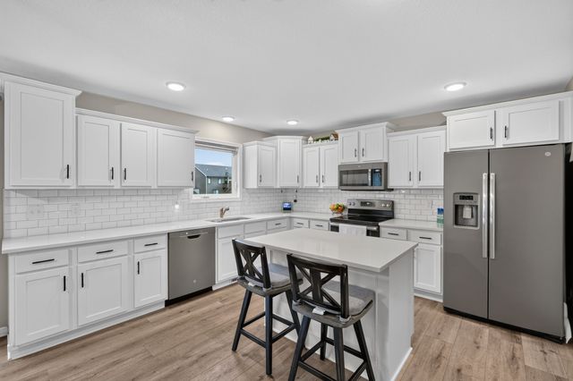 1110 Lynne Drive, Adel, IA 50003