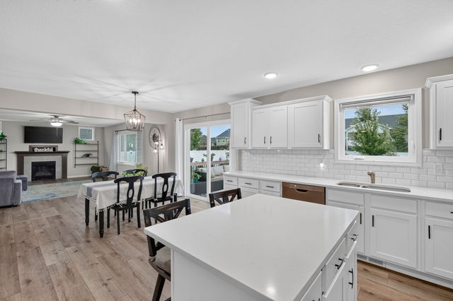 1110 Lynne Drive, Adel, IA 50003