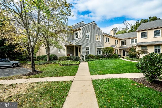 6 WINGSTONE LN, Devon, PA 19333