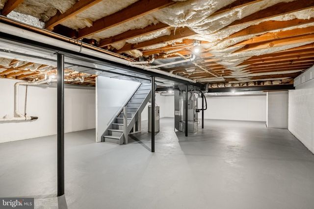 6 WINGSTONE LN, Devon, PA 19333