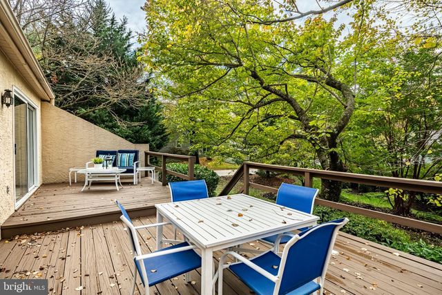 6 WINGSTONE LN, Devon, PA 19333