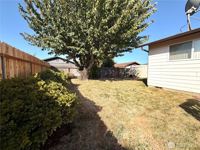 3430 Olive Way, Longview, WA 98632