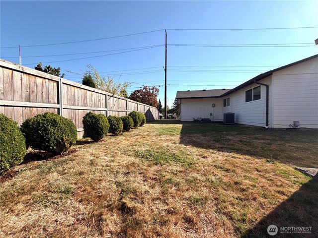 3430 Olive Way, Longview, WA 98632