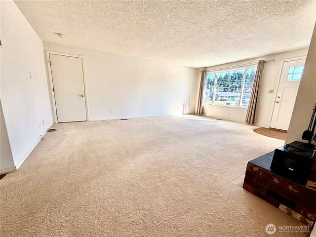 3430 Olive Way, Longview, WA 98632