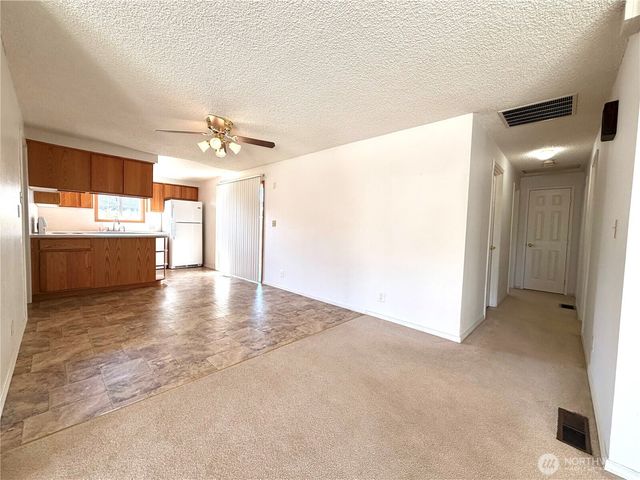 3430 Olive Way, Longview, WA 98632