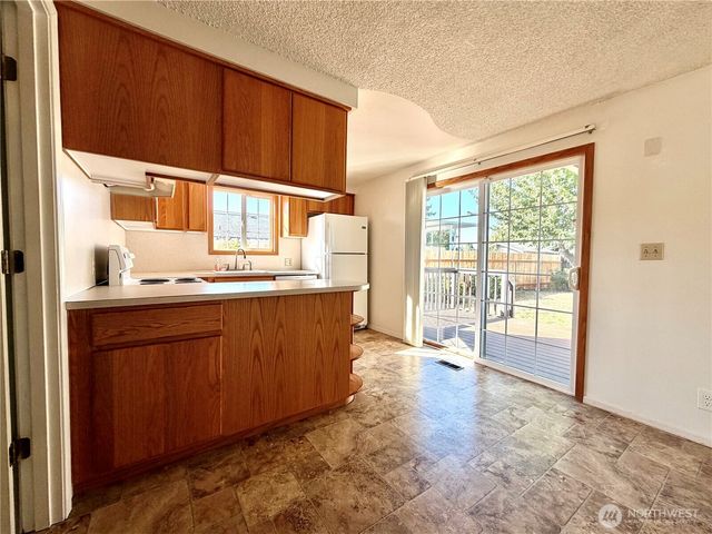 3430 Olive Way, Longview, WA 98632