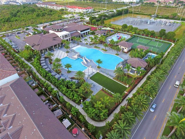 7865 NW 104th Ave 32, Doral, FL 33178