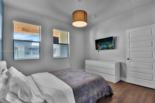 7865 NW 104th Ave 32, Doral, FL 33178