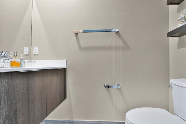 7865 NW 104th Ave 32, Doral, FL 33178