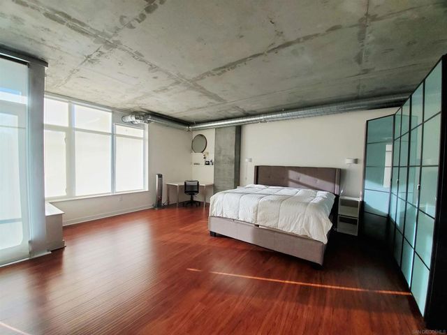 1080 Park Blvd 817, San Diego, CA 92101