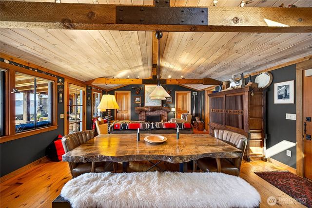 5132 West Shore Road, Anacortes, WA 98221