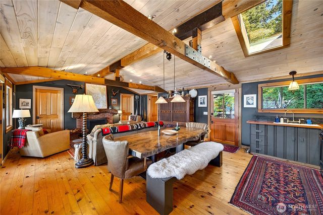 5132 West Shore Road, Anacortes, WA 98221