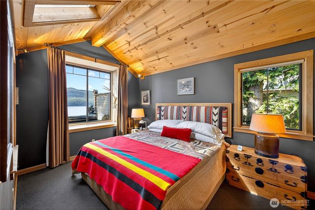 5132 West Shore Road, Anacortes, WA 98221