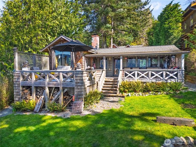 5132 West Shore Road, Anacortes, WA 98221