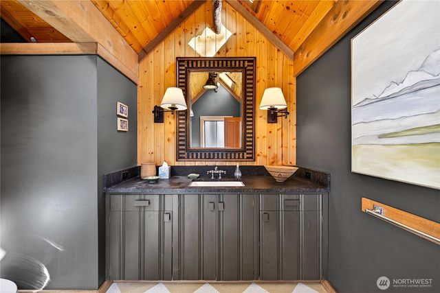 5132 West Shore Road, Anacortes, WA 98221