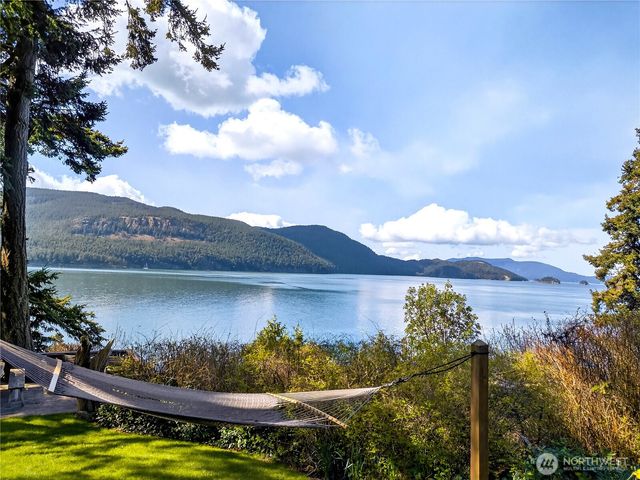 5132 West Shore Road, Anacortes, WA 98221