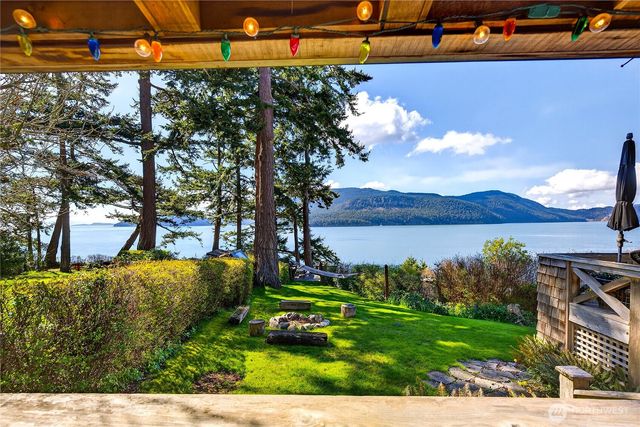 5132 West Shore Road, Anacortes, WA 98221