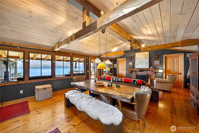 5132 West Shore Road, Anacortes, WA 98221