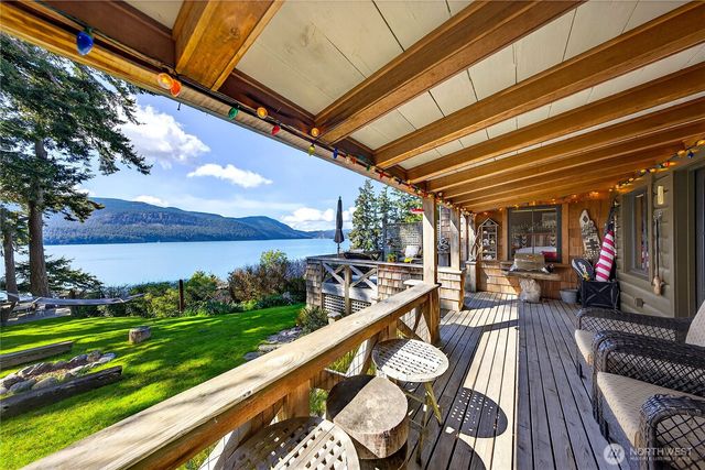 5132 West Shore Road, Anacortes, WA 98221