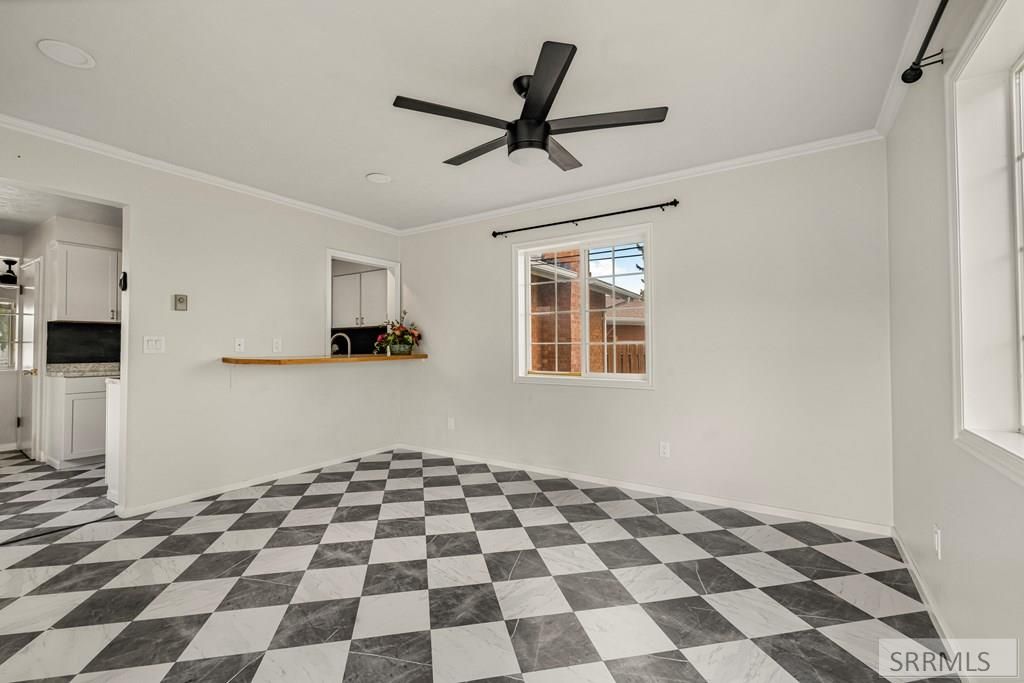 Image 13 of property listing at 1219 10th Street, Idaho Falls, ID 83404