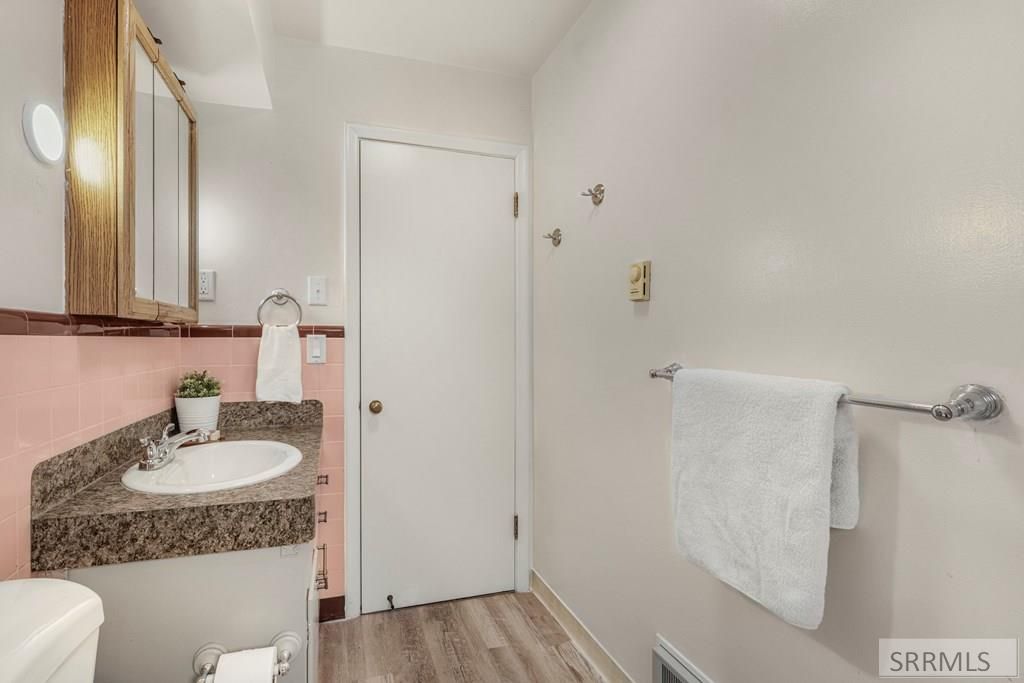 Image 18 of property listing at 1219 10th Street, Idaho Falls, ID 83404