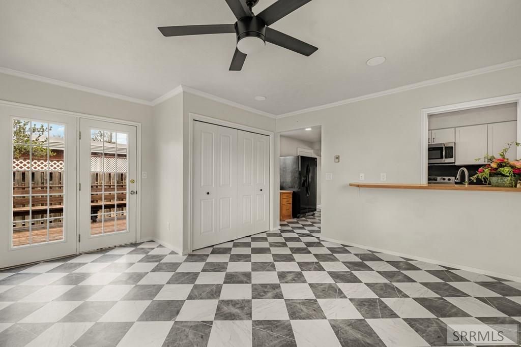 Image 4 of property listing at 1219 10th Street, Idaho Falls, ID 83404