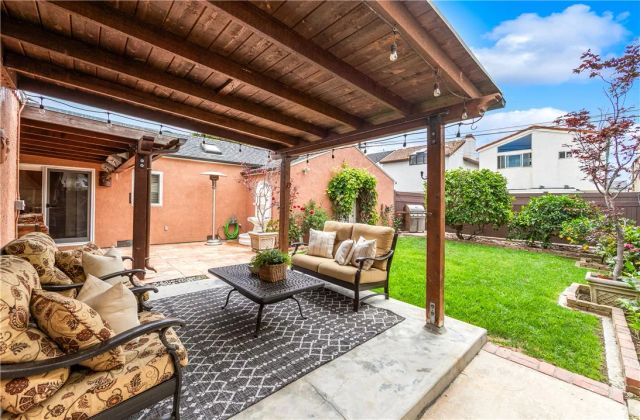 312 15th, Seal Beach, CA 90740