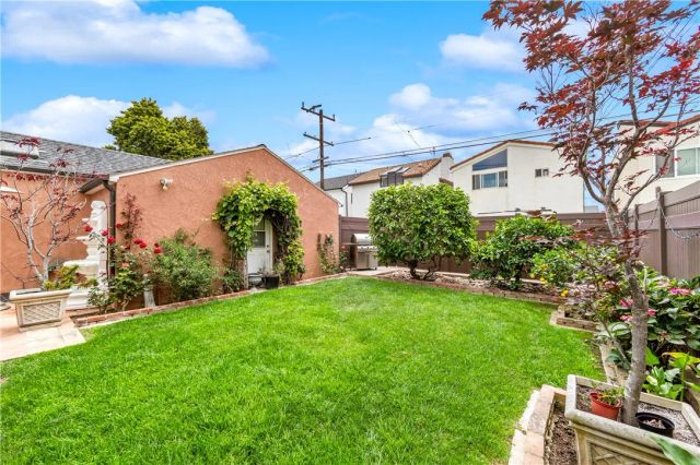 312 15th, Seal Beach, CA 90740