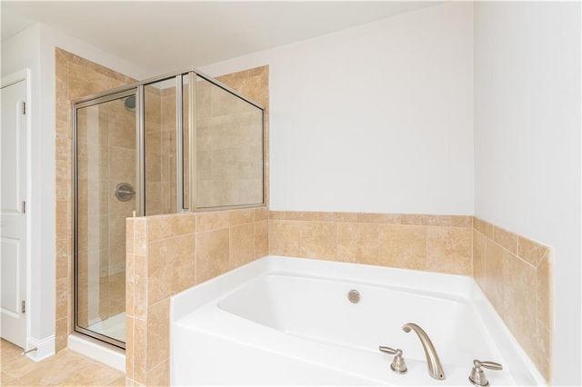 2035 WHEYLON Drive, Lawrenceville, GA 30044