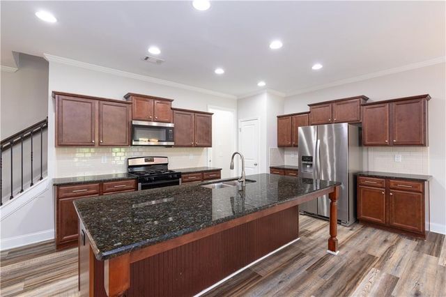 2035 WHEYLON Drive, Lawrenceville, GA 30044