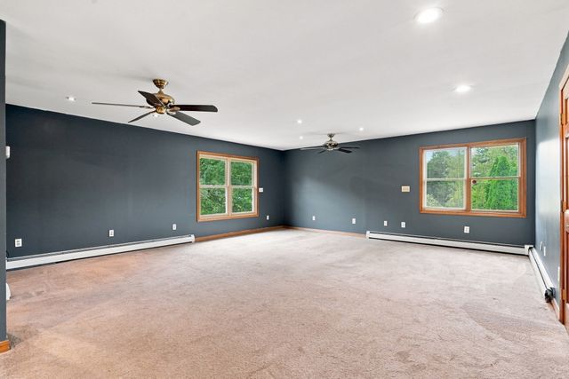 45 Campbell Dr, Easthampton, MA 01027